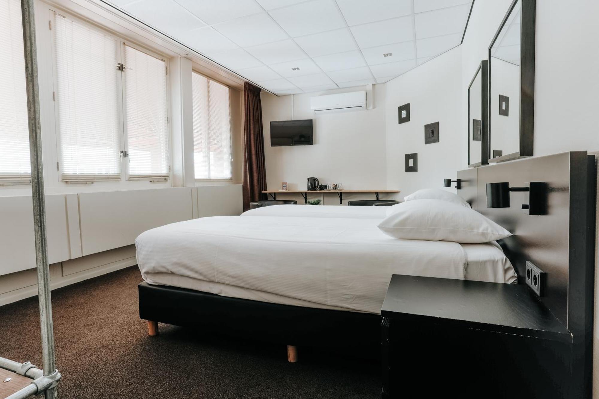 Queen Hotel